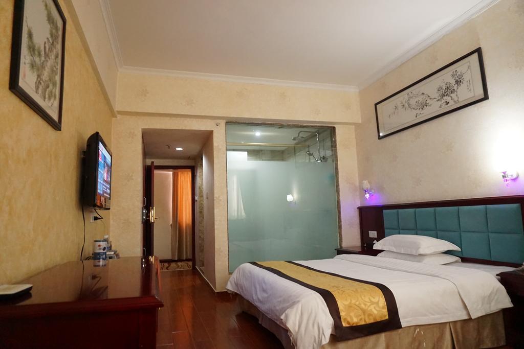 Guangdong Oversea Chinese Hotel Kuangcsou Szoba fotó