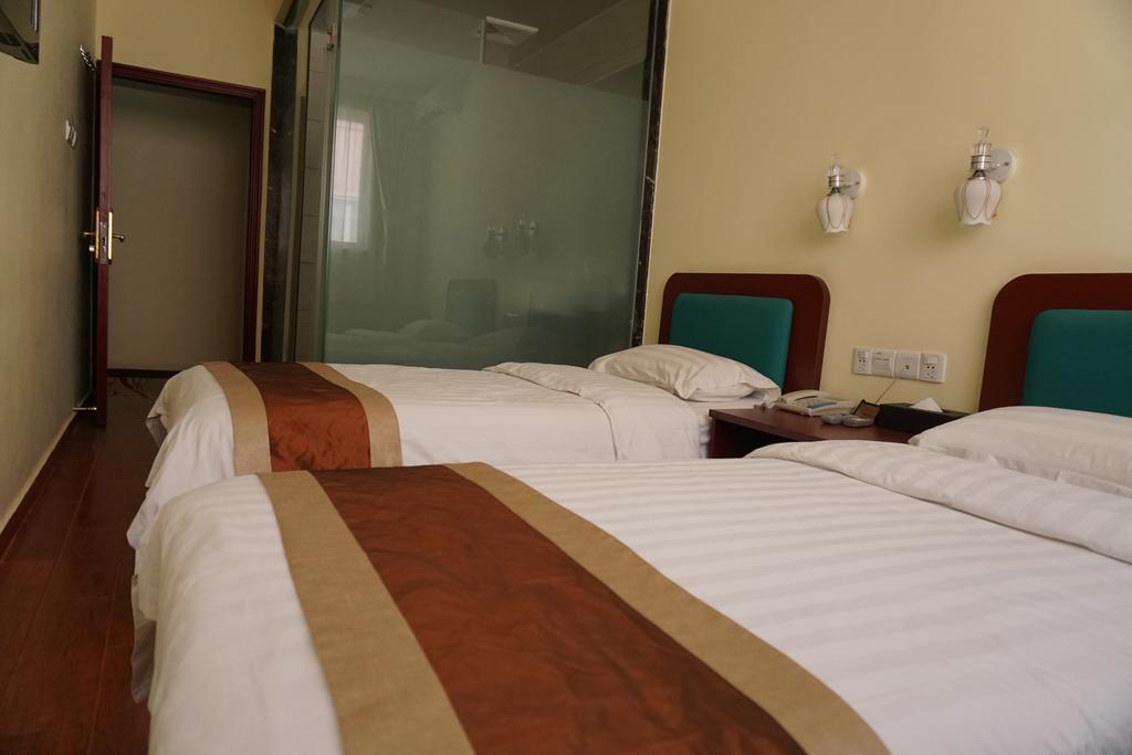 Guangdong Oversea Chinese Hotel Kuangcsou Szoba fotó